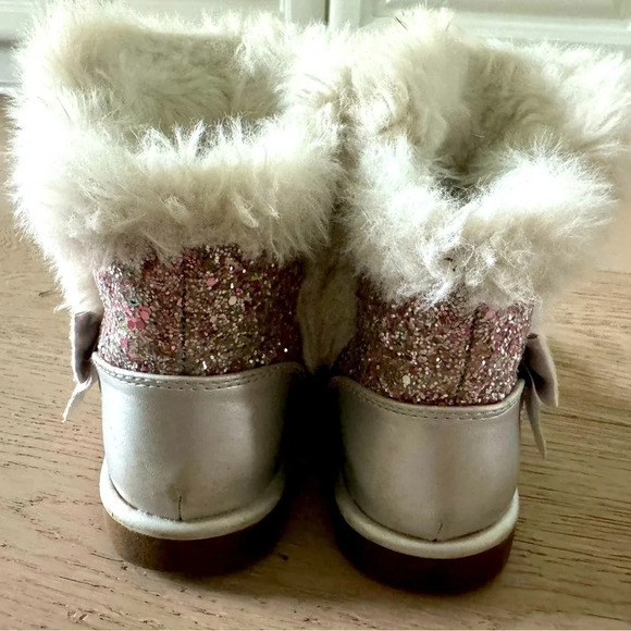 Juicy Couture Lil Windsor faux fur/glitter boots size 11 - Picture 5 of 7